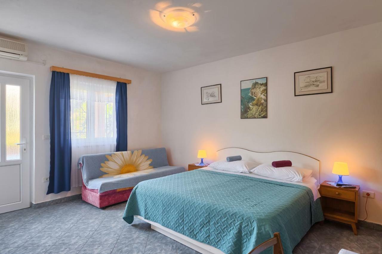 Apartment Milla Premantura