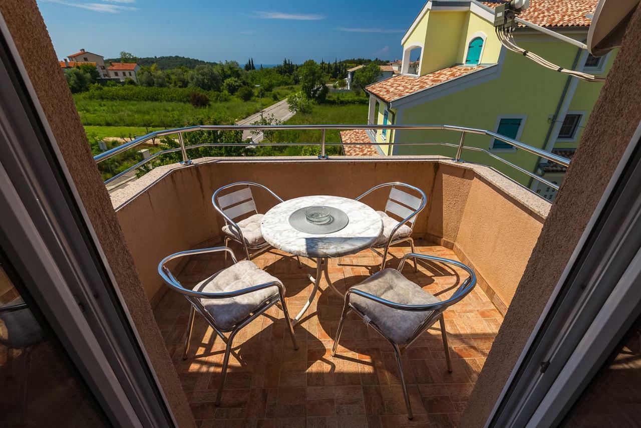 Apartment Milla Premantura