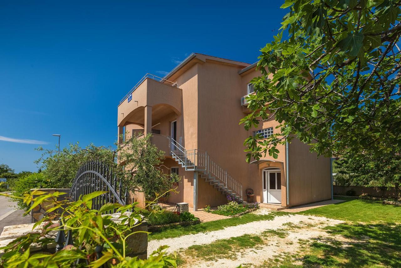 Milla Apartment Premantura